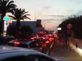 Traffico a Torre Lapillo. 12 agosto 2018 (ph. Danilo Ingrosso)