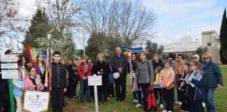 La Fiaccola della Pace giunge a Veglie. L’IC Impastato e Comune diventano “Scuola e Città per la Pace” capofila in Puglia