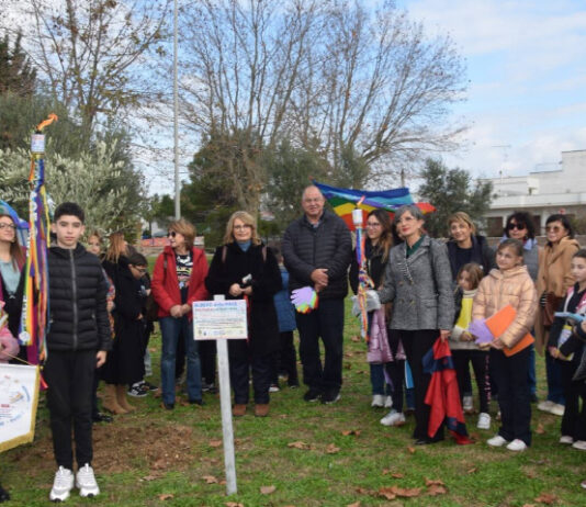 La Fiaccola della Pace giunge a Veglie. L’IC Impastato e Comune diventano “Scuola e Città per la Pace” capofila in Puglia