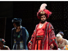 Il Basso ADOLFO CORRADO dal Salento ai grandi teatri mondiali: Il 2026 tra la SCALA DI MILANO, L’OPÉRA NATIONAL DE PARIS e il METROPOLITAN OPERA DI NEW YORK