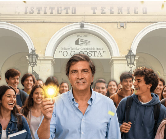 Dopo 40 anni di scuola innovativa va in pensione il pluripremiato prof delle tre rivoluzioni Daniele Manni… Ma non si ferma qui!
