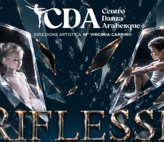 “RIFLESSI”: il Centro Danza Arabesque celebra dieci anni di emozioni con uno spettacolo che racconta l’anima al Politeama Greco di Lecce