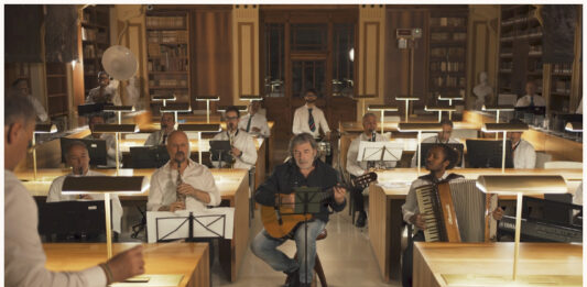 “Tuttu è cultura”: online il videoclip dello storico brano di Mino De Santis eseguito con la Salento Grooves Band