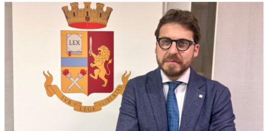 IL DOTT. GIANNI ALBANO NOMINATO DIRIGENTE DELLA SQUADRA MOBILE DI SALERNO. GLI AUGURI DELLA SINDACA DI VEGLIE